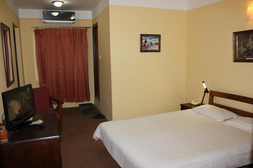 Royal Astoria Hotel Katmandou Extérieur photo