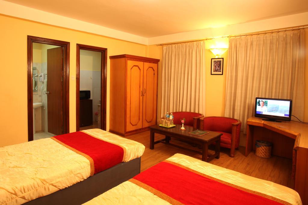 Royal Astoria Hotel Katmandou Extérieur photo