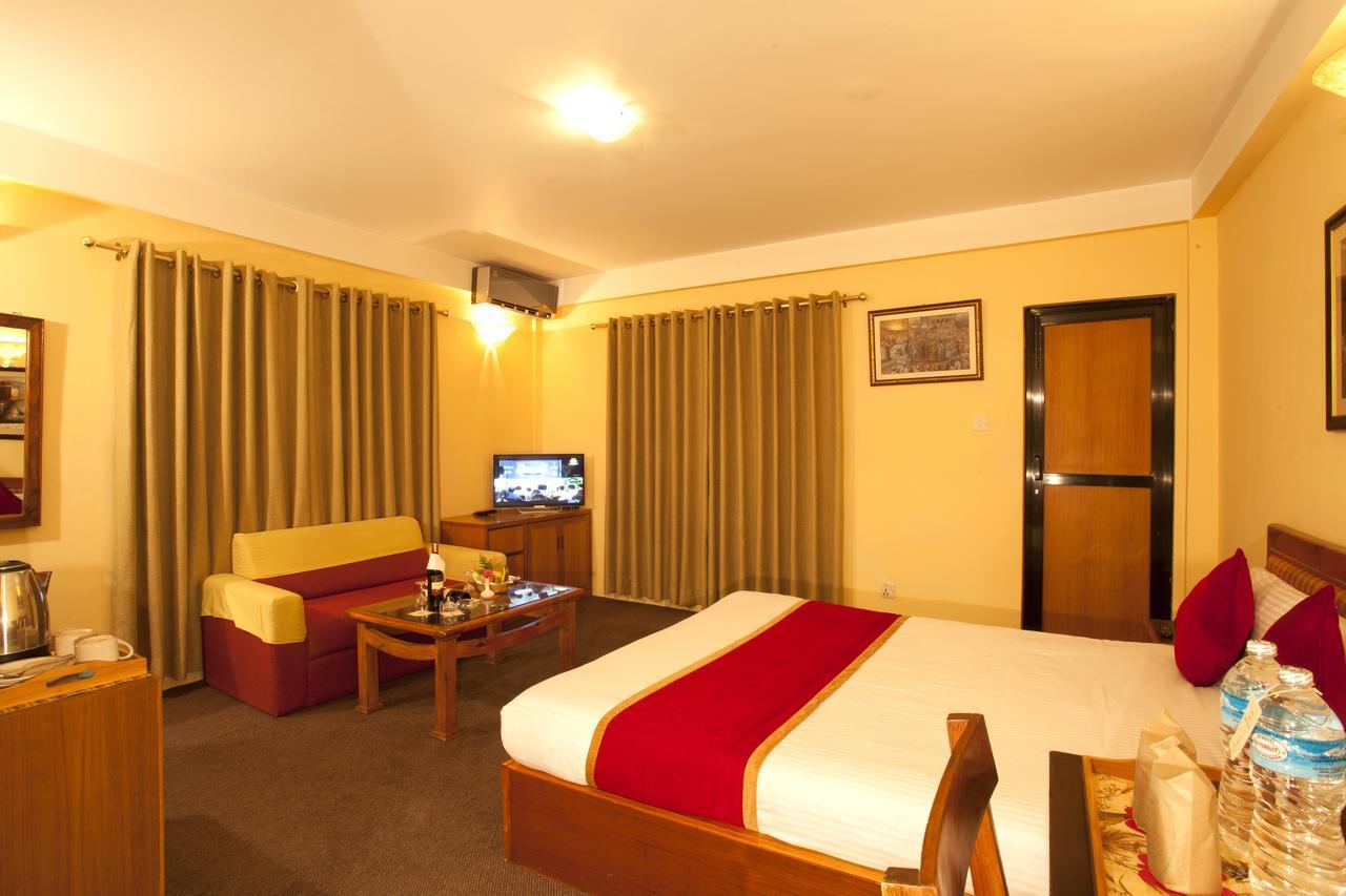 Royal Astoria Hotel Katmandou Extérieur photo