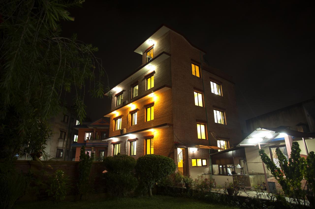 Royal Astoria Hotel Katmandou Extérieur photo